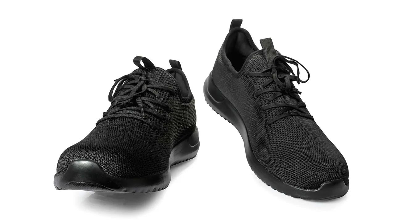 הולכים על בטוח נעלי מותגים